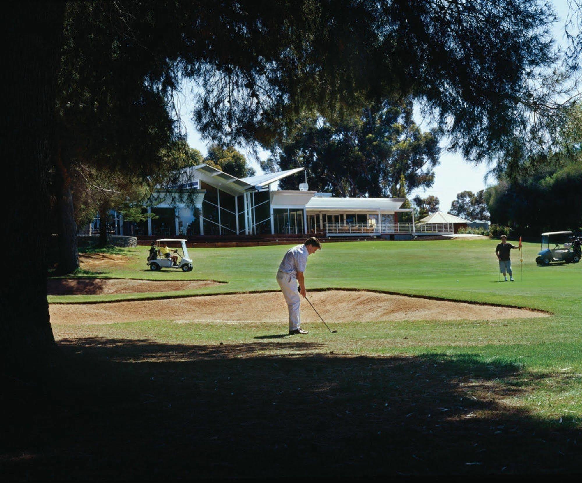 Renmark Country Club Buitenkant foto