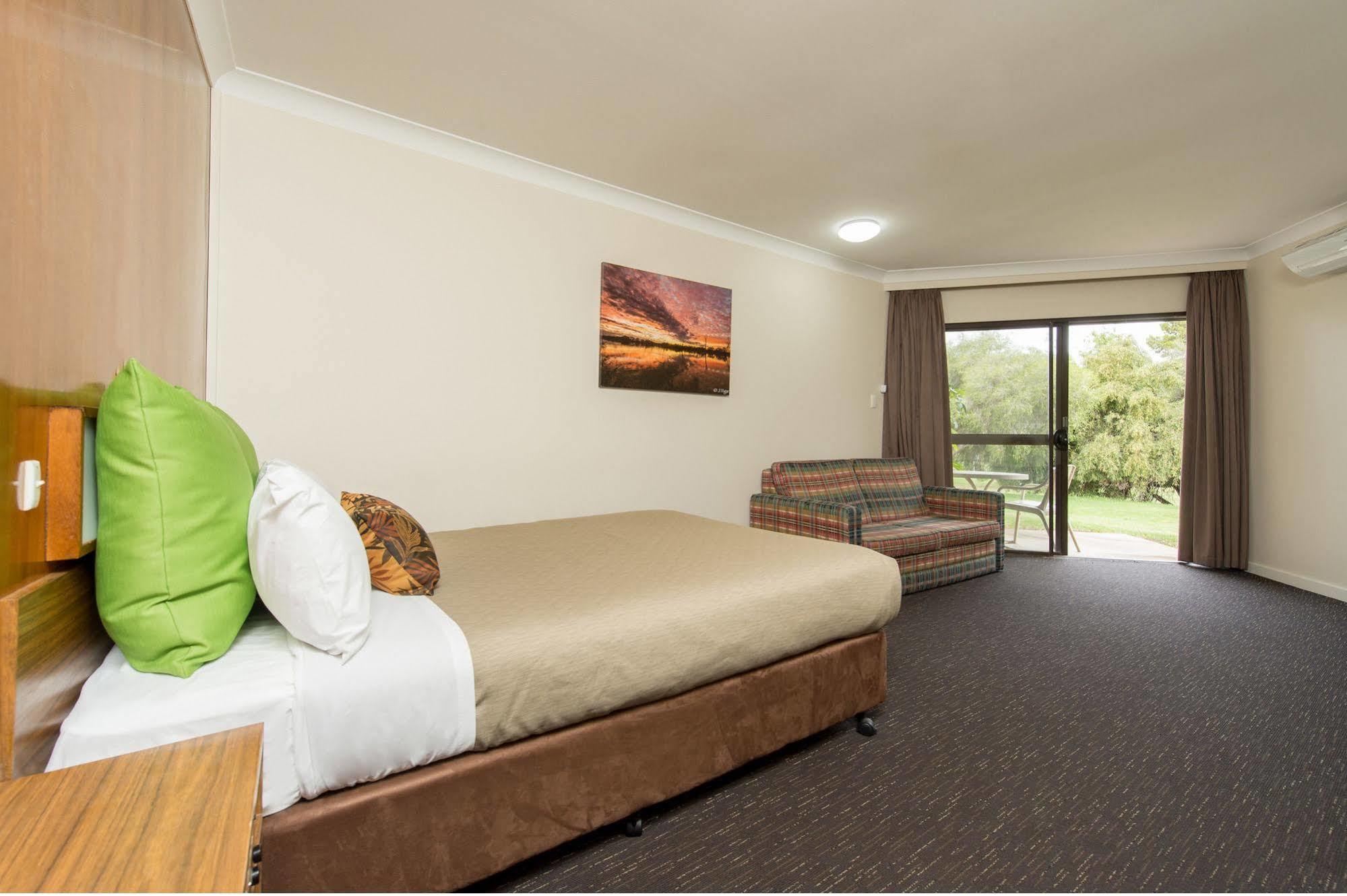 Renmark Country Club Buitenkant foto