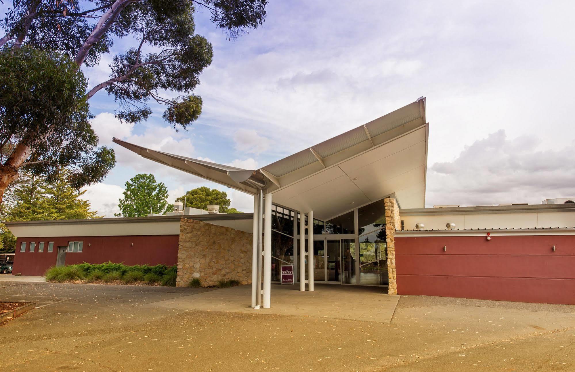Renmark Country Club Buitenkant foto