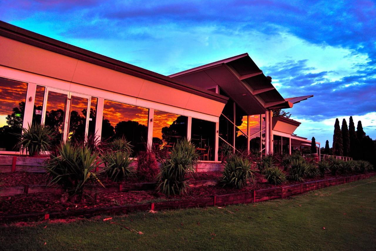 Renmark Country Club Buitenkant foto